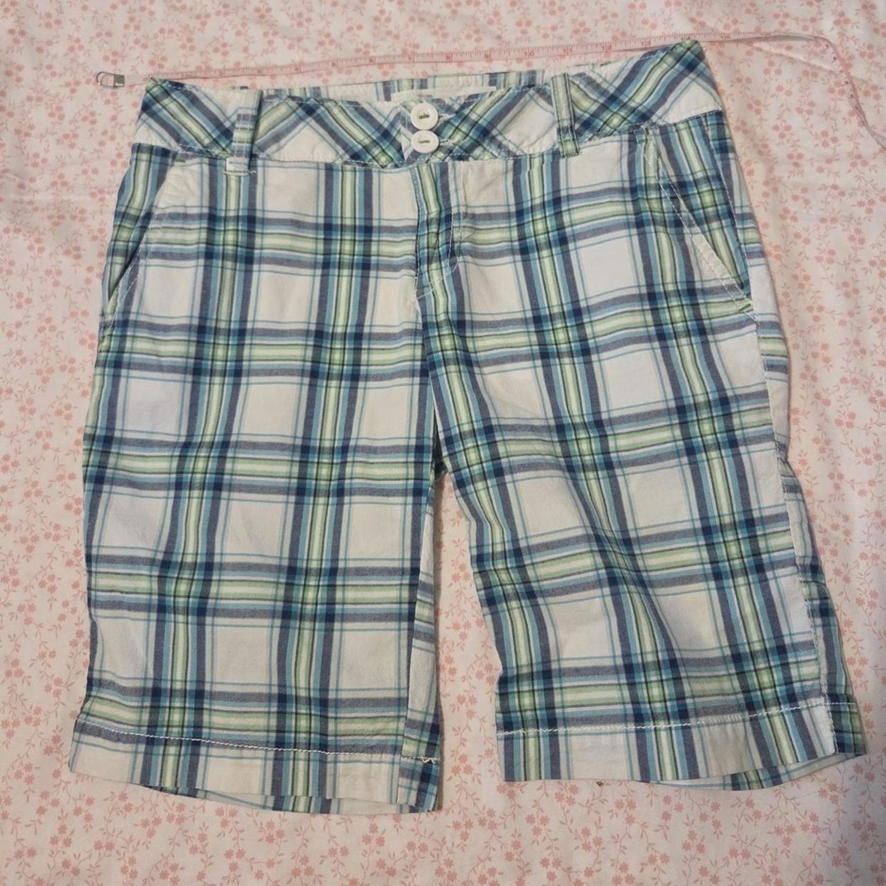 Vintage y2k Aeropostale blue and green plaid bermuda shorts Size x- small